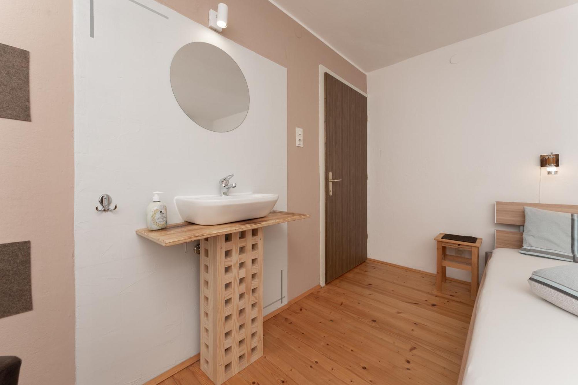 Haus Attos Apartamento Umhausen Exterior foto